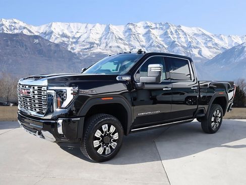 New 2026 GMC Sierra 3500 Denali w/ Technology Package image 2