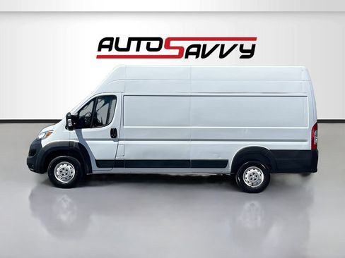 Used 2023 RAM ProMaster 3500 w/ Safety Group FWD image 4