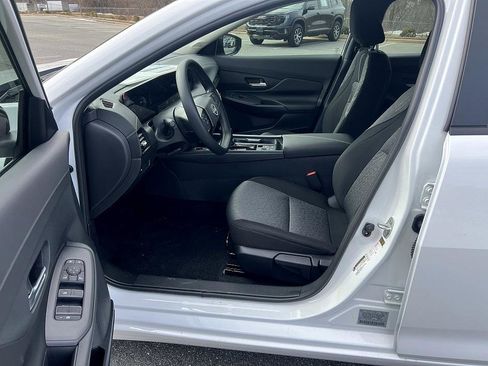 New 2026 Nissan Sentra SV image 14