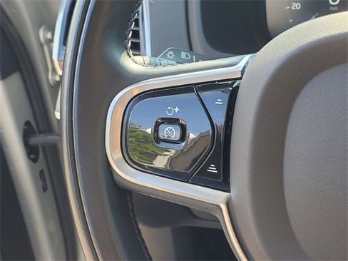 Used 2022 Volvo XC90 T6 Inscription w/ Advanced Package image 20