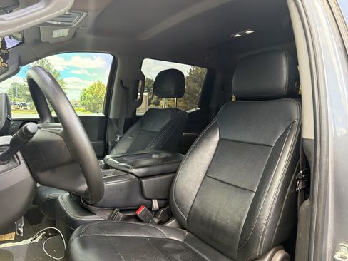 Used 2021 Chevrolet Silverado 1500 Custom Trail Boss AWD/4WD image 7
