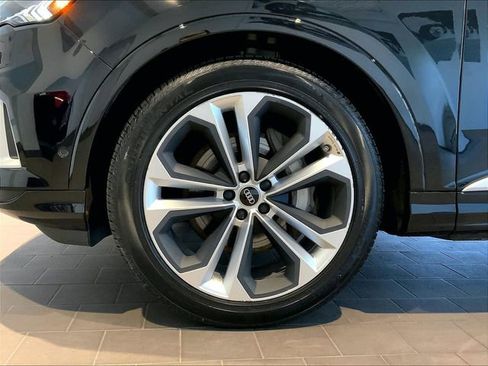 Certified 2023 Audi Q7 3.0T Prestige w/ Prestige Package AWD/4WD image 9