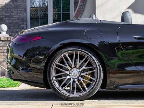 Used 2022 Mercedes-Benz SL 63 AMG 4MATIC image 10