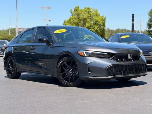 Used 2025 Honda Civic Sport image 2