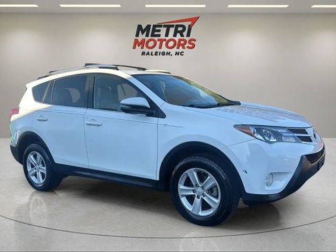 Used 2013 Toyota RAV4 XLE image 2