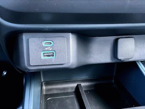 Used 2023 Ford Maverick XL FWD image 17