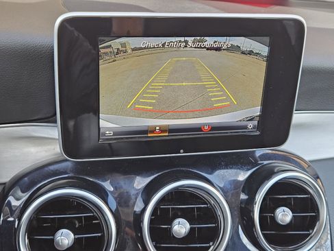 Used 2015 Mercedes-Benz C 300 Sedan image 18