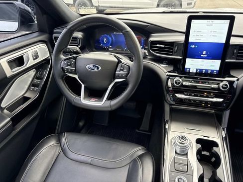 Certified 2022 Ford Explorer ST w/ Equipment Group 401A AWD/4WD image 14