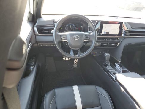Used 2025 Toyota Camry SE w/ Convenience Package AWD/4WD image 11