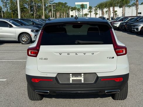 Used 2020 Volvo XC40 T5 R-Design AWD/4WD image 4