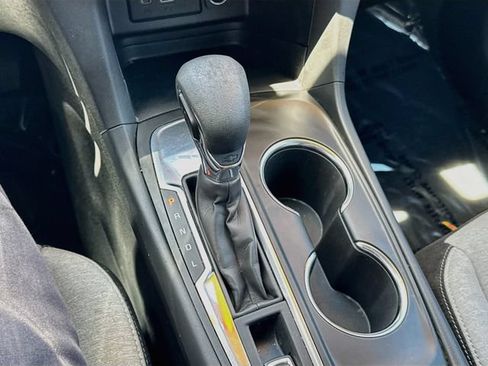 Used 2024 Chevrolet Equinox LS FWD image 16