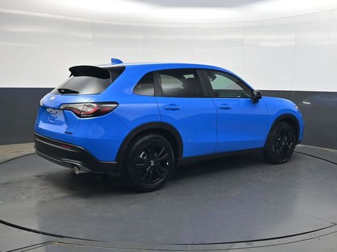 New 2026 Honda HR-V Sport image 4