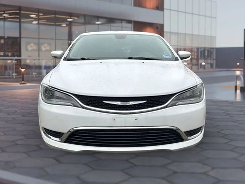 Used 2016 Chrysler 200 Limited w/ Anniversary Edition image 2