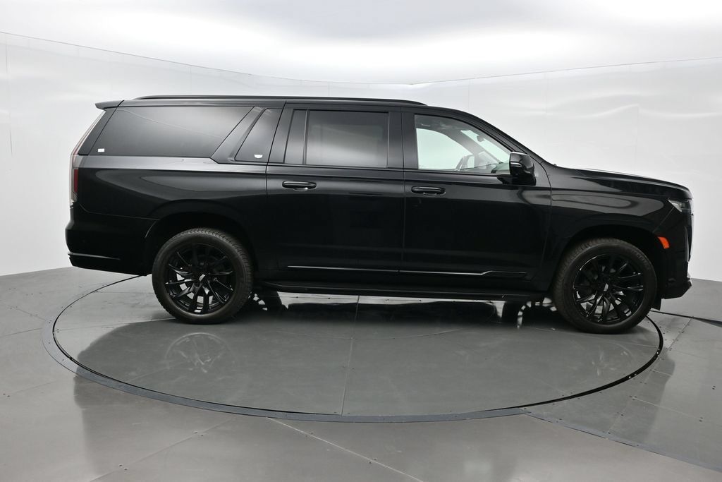 Certified 2023 Cadillac Escalade ESV Sport Platinum w/ LPO, ONYX Package AWD/4WD image 7