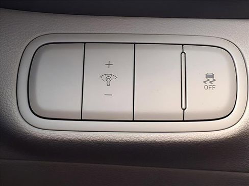 New 2026 Hyundai Venue SEL image 23