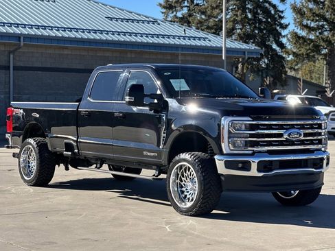 Used 2025 Ford F250 Lariat image 1