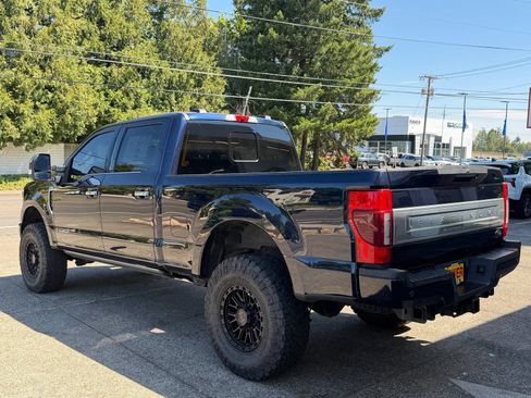 Used 2022 Ford F350 Platinum w/ FX4 Off-Road Package AWD/4WD image 3