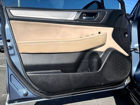 Used 2017 Subaru Legacy 2.5i Premium w/ Moonroof Package image 22