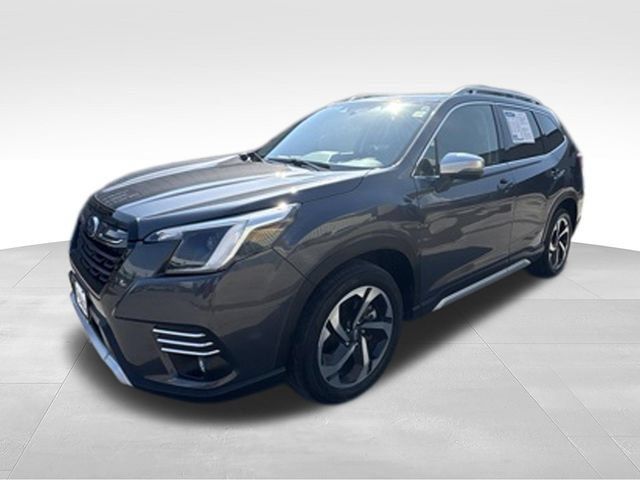Used 2024 Subaru Forester Touring AWD/4WD image 3