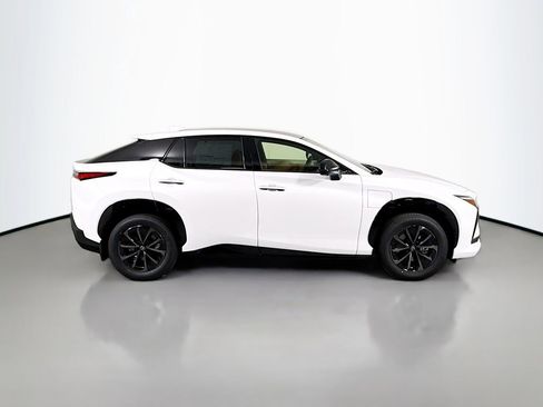 New 2026 Lexus RZ 350e 2WD image 4