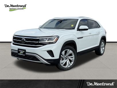 Used 2023 Volkswagen Atlas Cross Sport SE w/ Black Wheel Package
