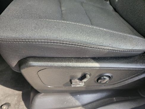 Used 2023 RAM 1500 Big Horn AWD/4WD image 29