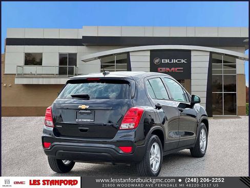 Used 2020 Chevrolet Trax LS FWD image 6