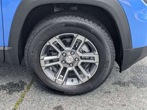 New 2026 GMC Terrain Elevation w/ LPO, Floor Liner Package AWD/4WD image 12