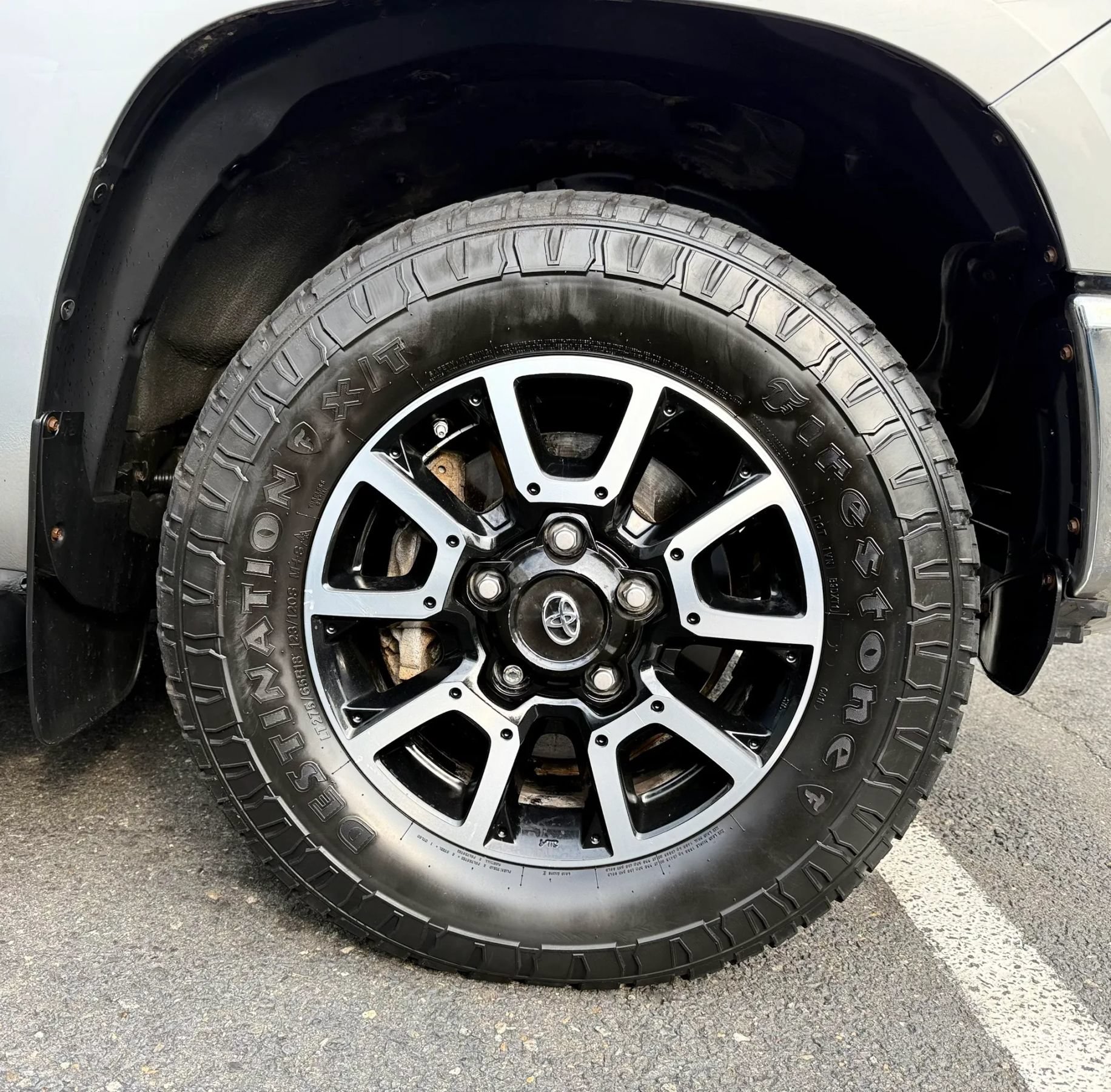 Used 2017 Toyota Tundra Limited w/ Limited Premium Package AWD/4WD image 49