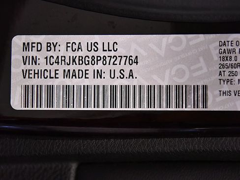 Used 2023 Jeep Grand Cherokee L Limited AWD/4WD image 14