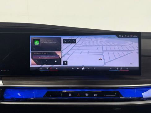 Used 2024 BMW 760i xDrive w/ Executive Package image 16