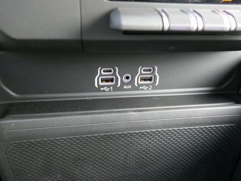 New 2026 RAM 1500 Express image 19