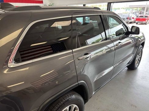 Used 2015 Jeep Grand Cherokee Limited image 12