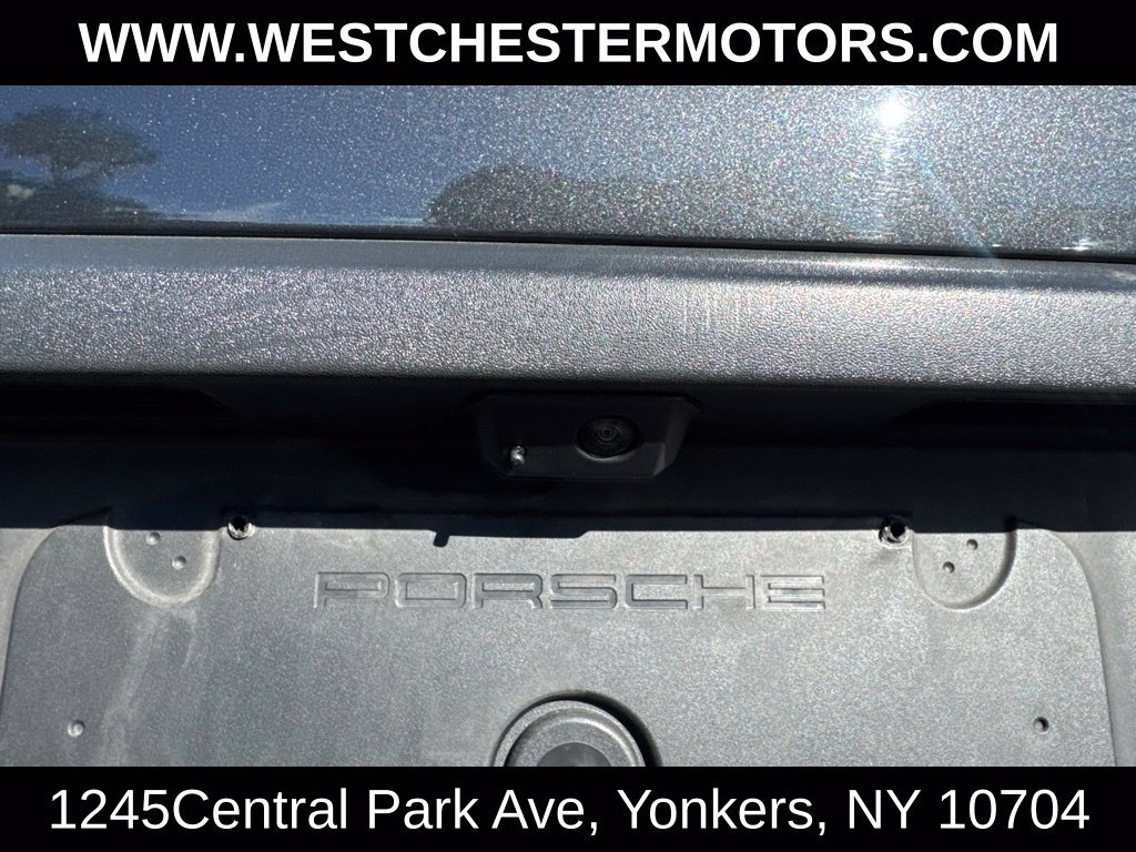 Used 2023 Porsche Macan AWD/4WD image 23