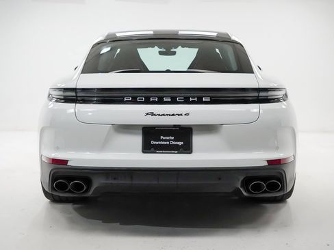 Certified 2025 Porsche Panamera 4 image 11