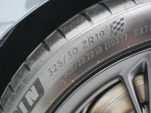 Used 2019 Chevrolet Camaro ZL1 image 30