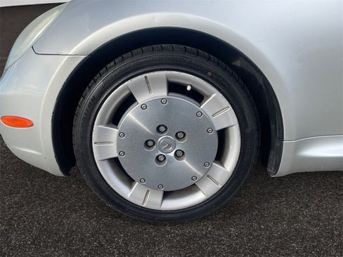 Used 2003 Lexus SC 430 Convertible image 14