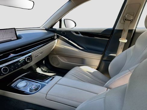 Used 2021 Genesis G80 2.5T AWD/4WD image 23