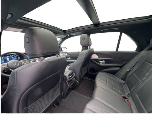 Used 2022 Mercedes-Benz GLE 350 4MATIC image 23