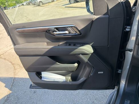 New 2026 Chevrolet Tahoe Premier AWD/4WD image 36