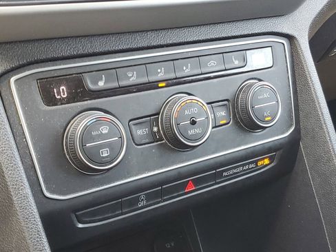 Used 2021 Volkswagen Atlas SE image 22