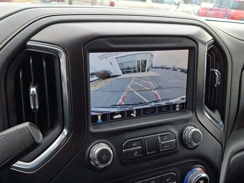 Used 2021 GMC Sierra 2500 AT4 w/ Gooseneck/5TH Wheel Package image 17