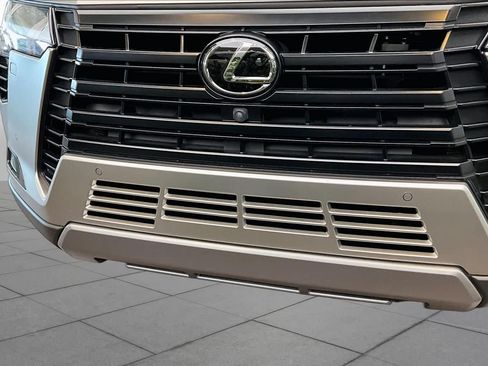 Used 2024 Lexus GX 550 AWD/4WD image 31