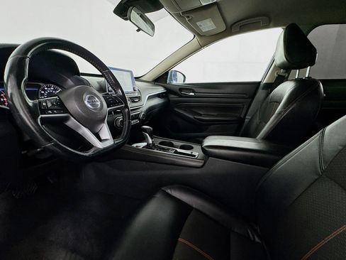 Used 2020 Nissan Altima 2.5 SR FWD image 21
