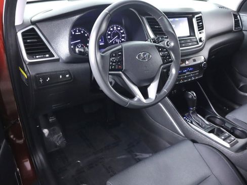 Used 2018 Hyundai Tucson Value AWD/4WD image 9
