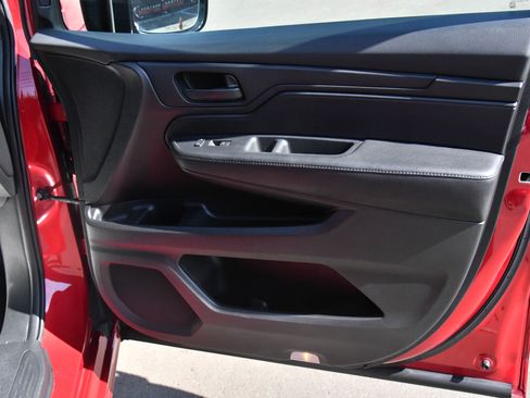 Used 2024 Honda Odyssey Sport image 48