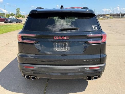 Used 2024 GMC Acadia Elevation w/ Black Edition AWD/4WD image 4