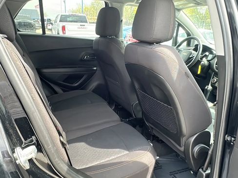Used 2019 Chevrolet Trax LS w/ Tint and Cruise Package FWD image 16