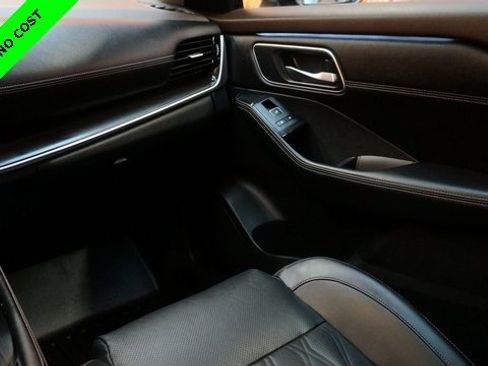 Certified 2023 Nissan Rogue Platinum image 37