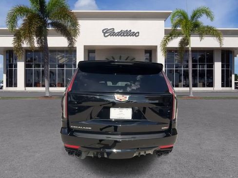 Certified 2023 Cadillac Escalade V AWD/4WD image 12